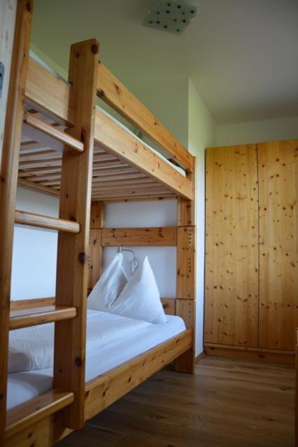 Biobauernhof Wolf-Hof Appartement Pressbaum Kamer foto