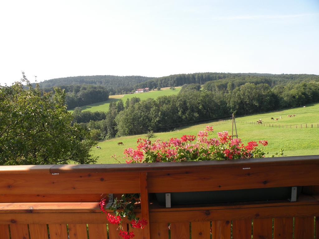 Biobauernhof Wolf-Hof Appartement Pressbaum Kamer foto